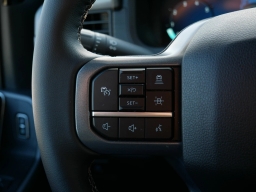 Ford F-150 XLT 4WD SuperCrew 5.5' Box 2025