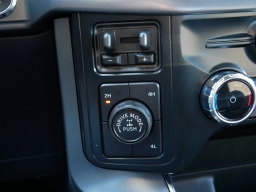 Ford F-150 XLT 4WD SuperCrew 5.5' Box 2025