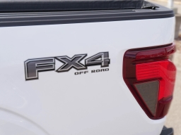 Ford F-150 XLT 4WD SuperCrew 5.5' Box 2025