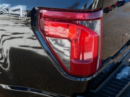 Ford F-150 XLT 4WD SuperCrew 5.5' Box 2025