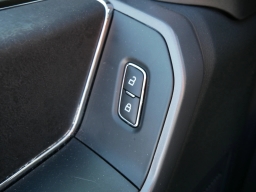 Ford F-150 XLT 4WD SuperCrew 5.5' Box 2025