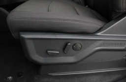 Ford F-150 XLT 4WD SuperCrew 5.5' Box 2026