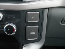 Ford F-150 XLT 4WD SuperCrew 5.5' Box 2025