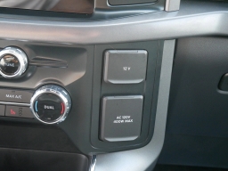 Ford F-150 XLT 4WD SuperCrew 5.5' Box 2025