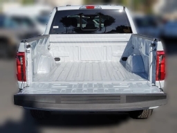 Ford F-150 XLT 4WD SuperCrew 5.5' Box 2025