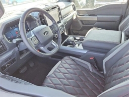 Ford F-150 XLT 4WD SuperCrew 5.5' Box 2025