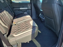 Ford F-150 XLT 4WD SuperCrew 5.5' Box 2025