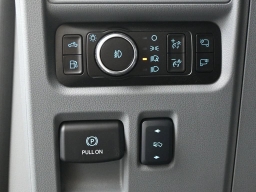 Ford F-150 XLT 4WD SuperCrew 5.5' Box 2025