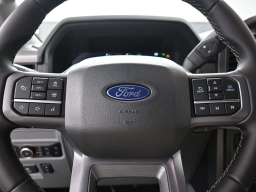 Ford F-150 XLT 4WD SuperCrew 5.5' Box 2025