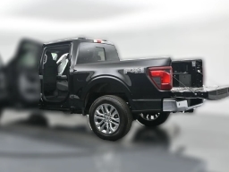 Ford F-150 XLT 4WD SuperCrew 5.5' Box 2025