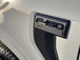 Ford F-150 XLT 4WD SuperCrew 5.5' Box 2026