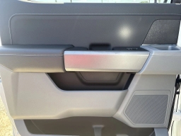 Ford F-150 XLT 4WD SuperCrew 5.5' Box 2025