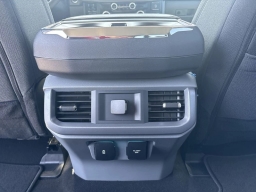 Ford F-150 XLT 4WD SuperCrew 5.5' Box 2025