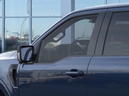 Ford F-150 XLT 4WD SuperCrew 5.5' Box 2025