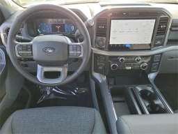 Ford F-150 XLT 4WD SuperCrew 5.5' Box 2025