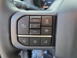 Ford F-150 XLT 4WD SuperCrew 5.5' Box 2025