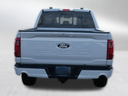 Ford F-150 XLT 4WD SuperCrew 5.5' Box 2025