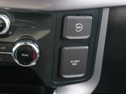 Ford F-150 XLT 4WD SuperCrew 5.5' Box 2025