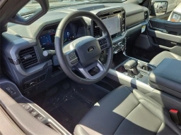 Ford F-150 XLT 4WD SuperCrew 5.5' Box 2025