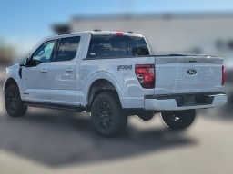 Ford F-150 XLT 4WD SuperCrew 5.5' Box 2025