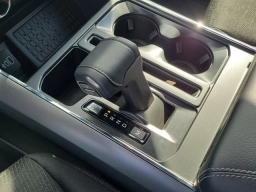 Ford F-150 XLT 4WD SuperCrew 5.5' Box 2025