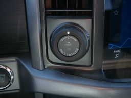 Ford F-150 XLT 4WD SuperCrew 5.5' Box 2025