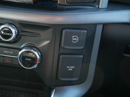 Ford F-150 XLT 4WD SuperCrew 5.5' Box 2025