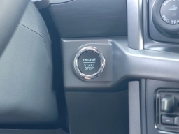 Ford F-150 XLT 4WD SuperCrew 5.5' Box 2025