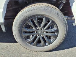 Ford F-150 LARIAT 4WD SuperCrew 5.5' Box 2026