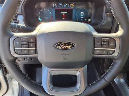 Ford F-150 LARIAT 4WD SuperCrew 5.5' Box 2026