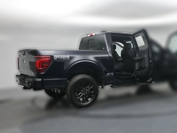 Ford F-150 LARIAT 4WD SuperCrew 5.5' Box 2026