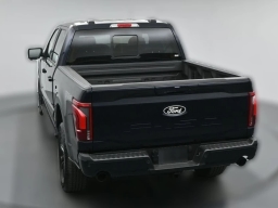 Ford F-150 LARIAT 4WD SuperCrew 5.5' Box 2026