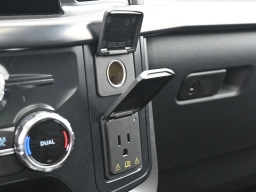 Ford F-150 LARIAT 4WD SuperCrew 5.5' Box 2025