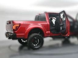 Ford F-150 LARIAT 4WD SuperCrew 5.5' Box 2025