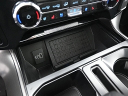 Ford F-150 LARIAT 4WD SuperCrew 5.5' Box 2025