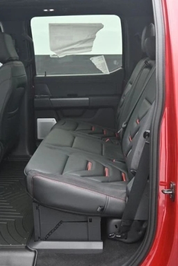 Ford F-150 LARIAT 4WD SuperCrew 5.5' Box 2025