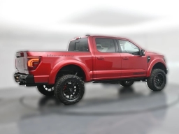 Ford F-150 LARIAT 4WD SuperCrew 5.5' Box 2025