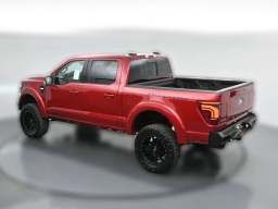 Ford F-150 LARIAT 4WD SuperCrew 5.5' Box 2025