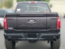 Ford F-150 LARIAT 4WD SuperCrew 5.5' Box 2025