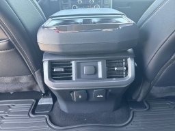 Ford F-150 LARIAT 4WD SuperCrew 5.5' Box 2025