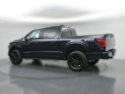 Ford F-150 LARIAT 4WD SuperCrew 5.5' Box 2026