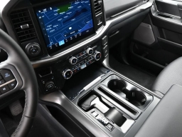 Ford F-150 LARIAT 4WD SuperCrew 5.5' Box 2026