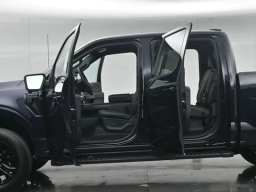 Ford F-150 LARIAT 4WD SuperCrew 5.5' Box 2026