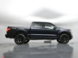 Ford F-150 LARIAT 4WD SuperCrew 5.5' Box 2026