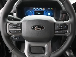 Ford F-150 LARIAT 4WD SuperCrew 5.5' Box 2026