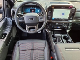 Ford F-150 LARIAT 4WD SuperCrew 5.5' Box 2025