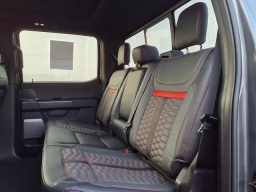 Ford F-150 LARIAT 4WD SuperCrew 5.5' Box 2025