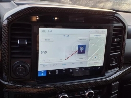 Ford F-150 LARIAT 4WD SuperCrew 5.5' Box 2025