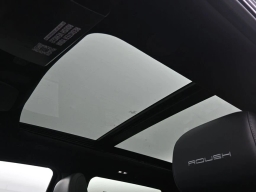 Ford F-150 LARIAT 4WD SuperCrew 5.5' Box 2025