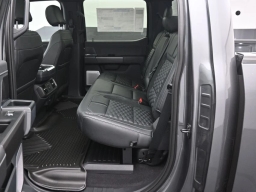 Ford F-150 LARIAT 4WD SuperCrew 5.5' Box 2025